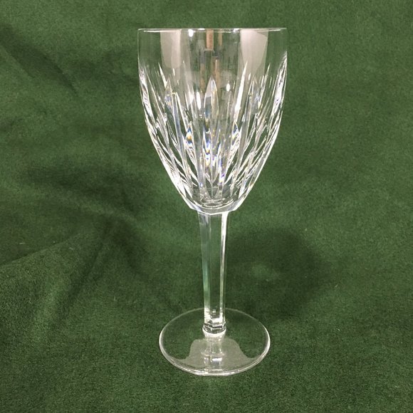 Waterford Crystal Carina Wine Glass 7 1/8" Signed Vintage Made in Ireland - Picture 1 of 5